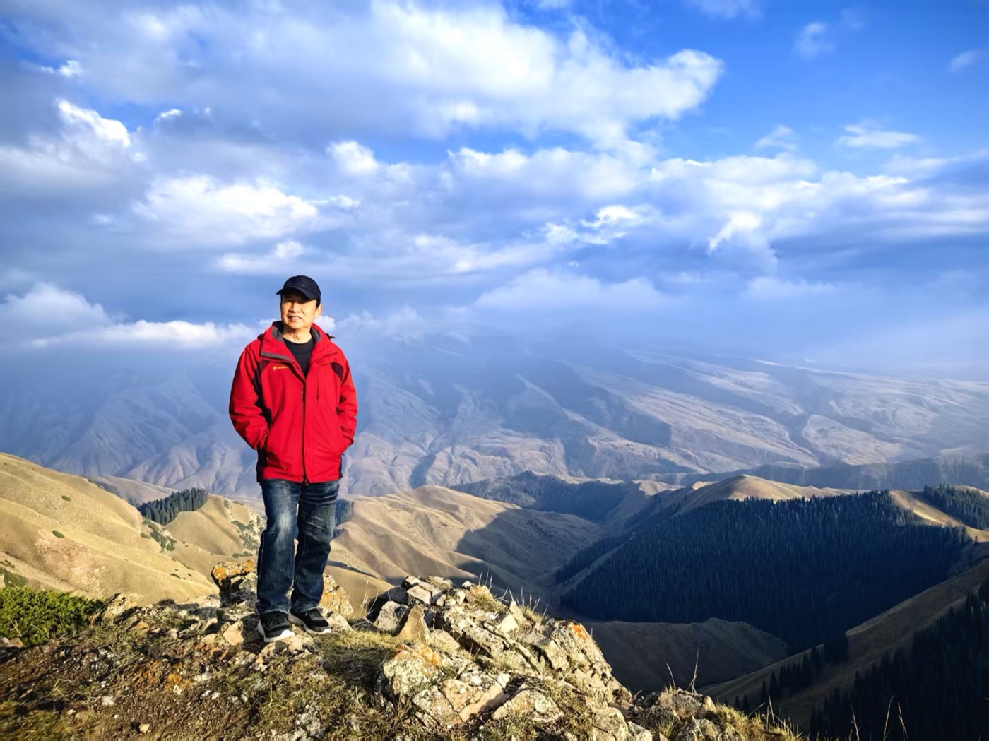 Wei Huailiang in the mountains